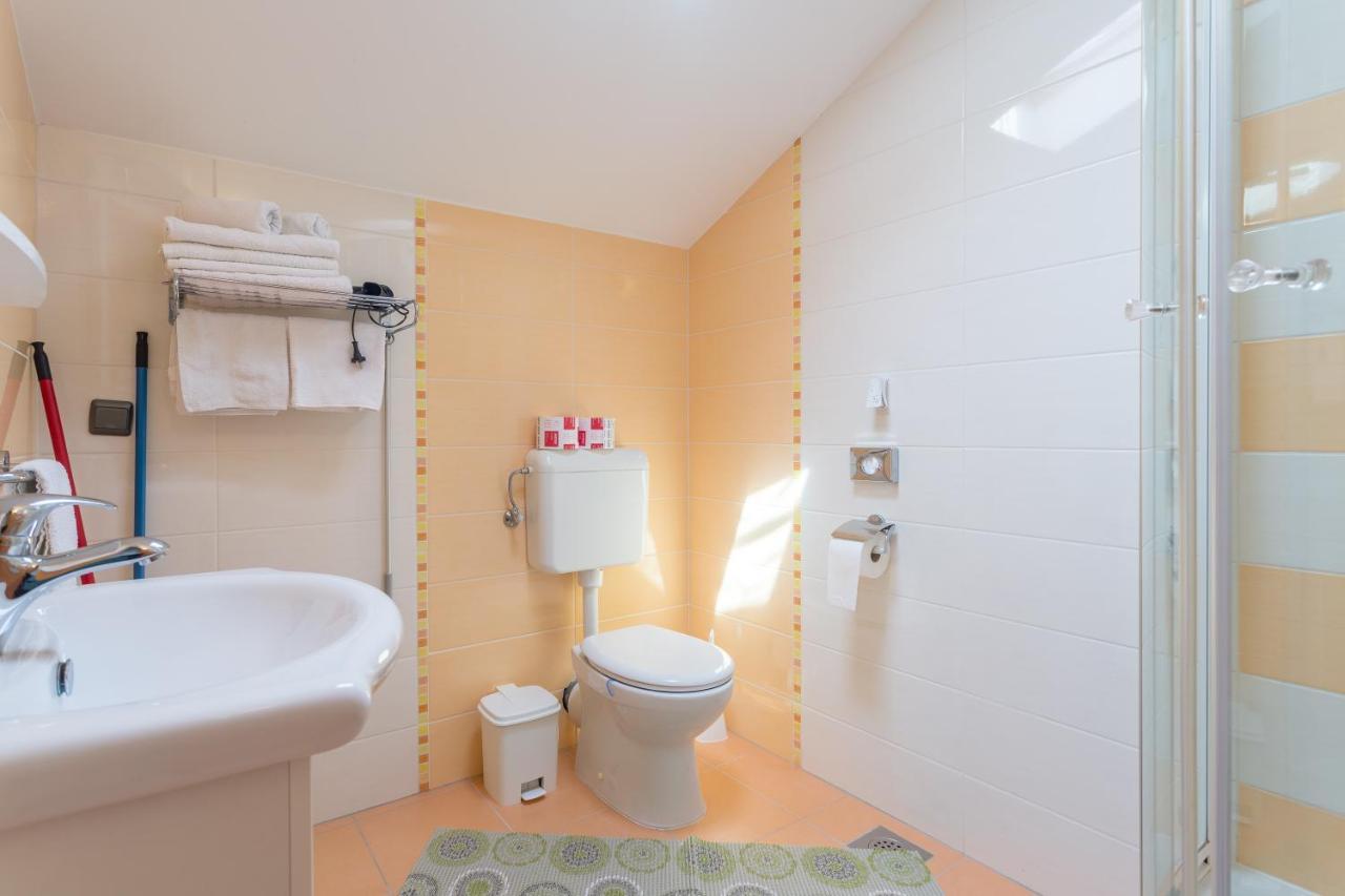 Sunrise Apartments Bol Exterior foto