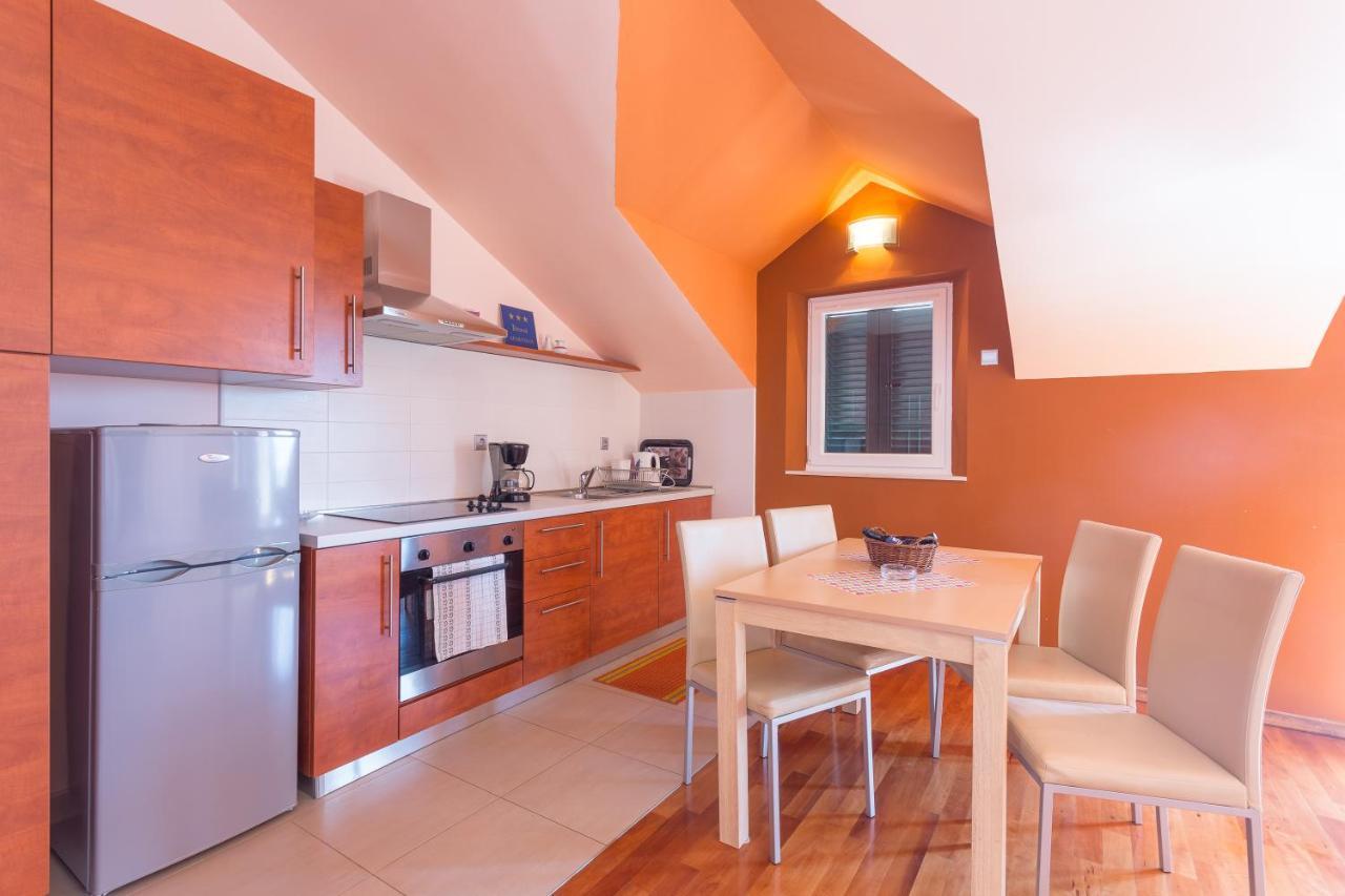 Sunrise Apartments Bol Exterior foto